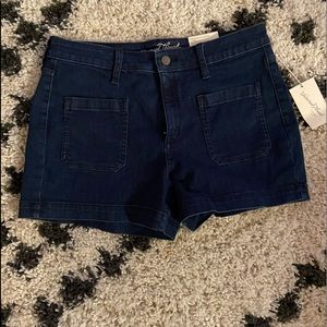 Universal thread jean shorts